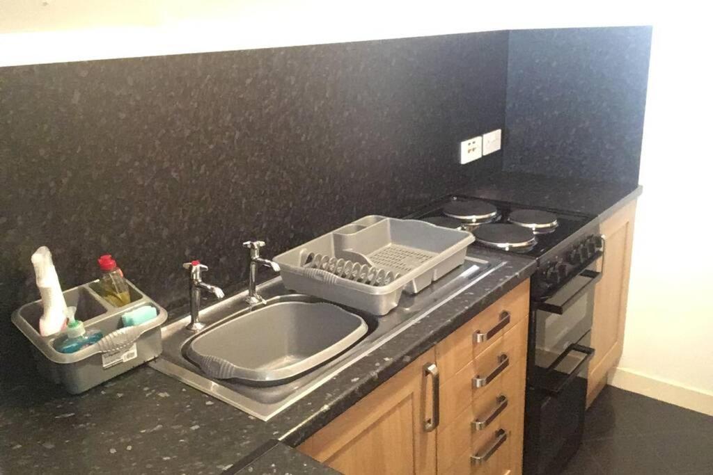 2 Bedroom Flat In Stornoway Town Centre 外观 照片