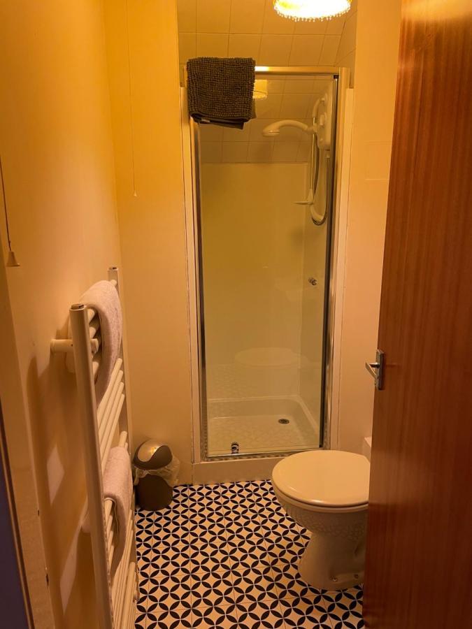 2 Bedroom Flat In Stornoway Town Centre 外观 照片